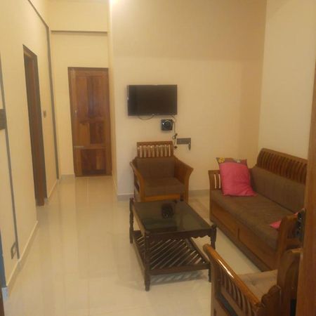 The Two Bedroom House Madikeri Eksteriør billede